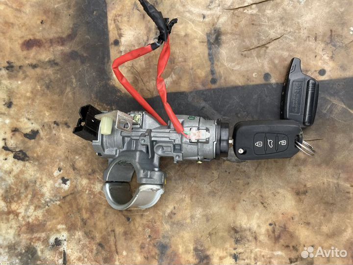 Замок зажигания Хедай IX35, Тюксон, Кия Спортейдж3