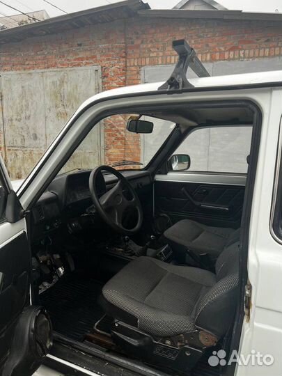 LADA 4x4 (Нива) 1.7 МТ, 2011, 139 000 км