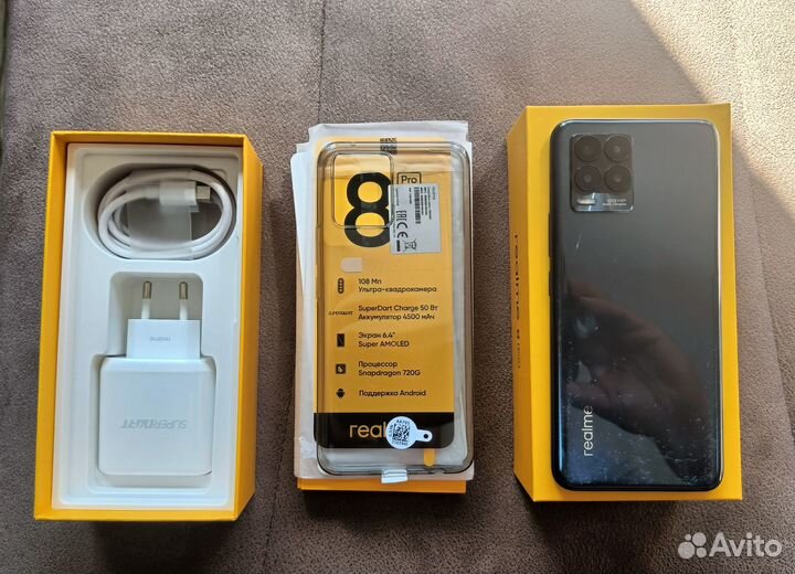 realme 8 Pro, 6/128 ГБ