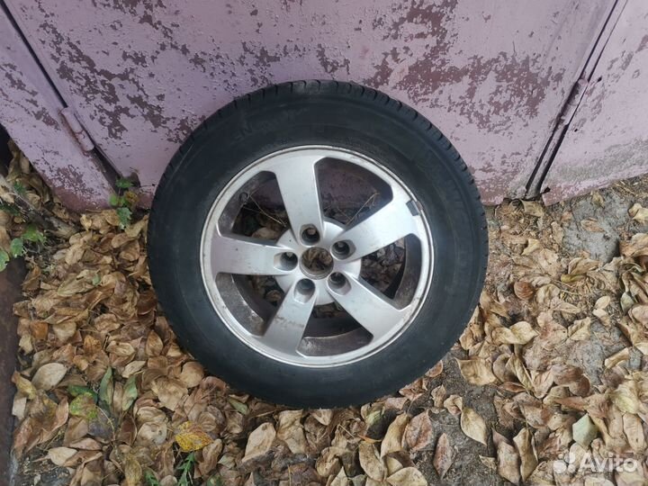 Запаса Шкода Октавия 2004 год R 15 диск ориг