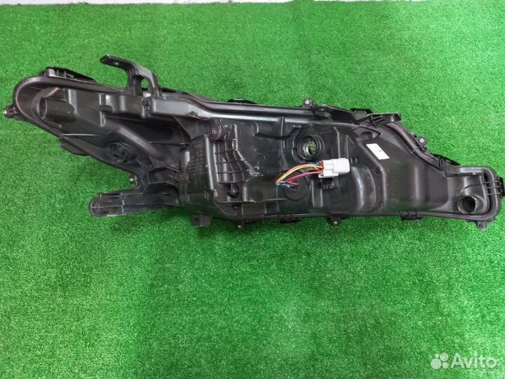 Фара передняя левая Toyota Camry ASV70 2019