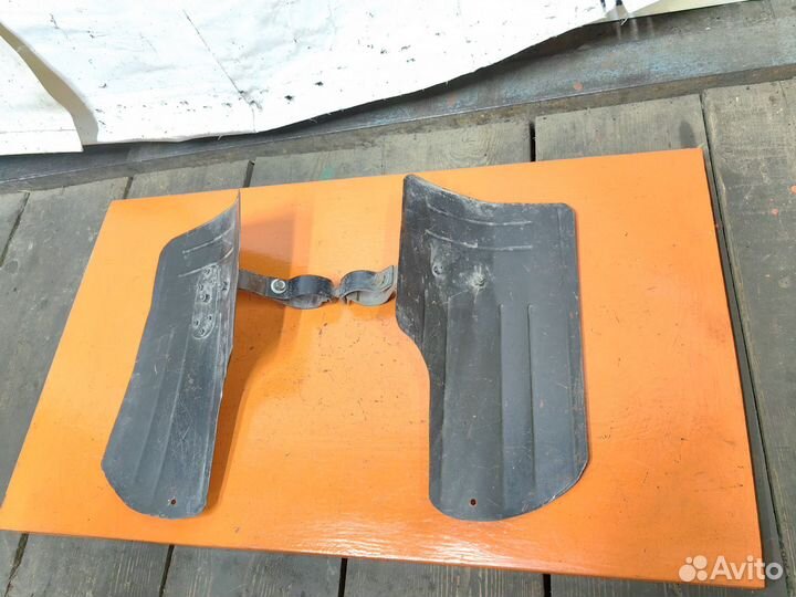 Боковые щитки Урал