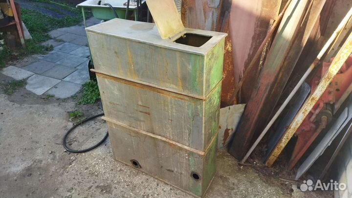 Бак из нержавеющей стали