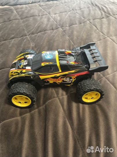 Машина на радиоуправлении hot wheels