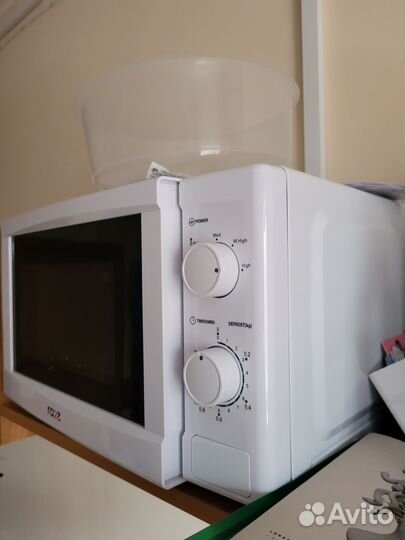 Микроволновая печь Razz BYS-2805, 700Вт, 20 л