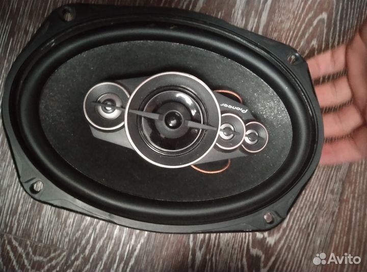 Колонки для машины