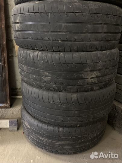 Michelin Pilot Exalto PE2 215/55 R17 94ZR