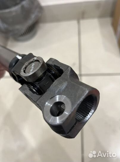 Карданный вал рулевой колонки