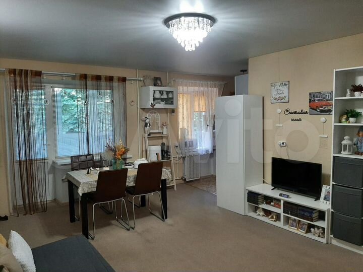 3-к. квартира, 55 м², 3/5 эт.