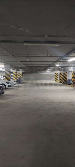 Машиноместо, 11 м²