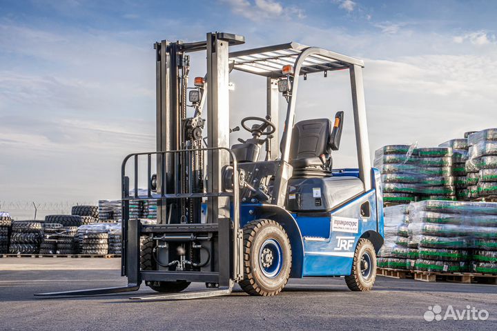 Вилочный погрузчик TRF D15-4i2, 2023