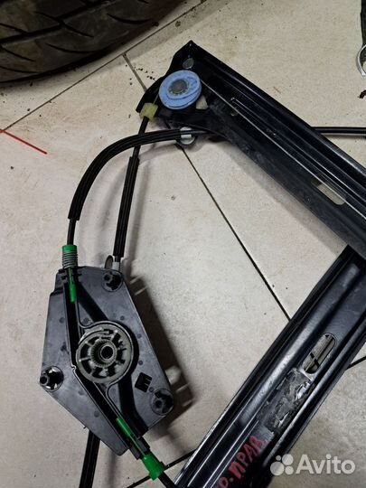 Стеклоподъемник передний правый audi a5 8t