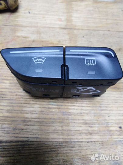 Кнопки обогрева стекла Форд Фокус 3