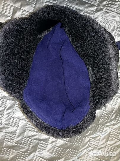 Продам детскую зимнюю шапку