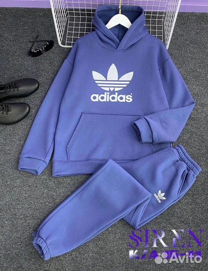 Костюм спортивный женский