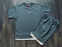 Костюм Nike футболка и шорты 54 размер