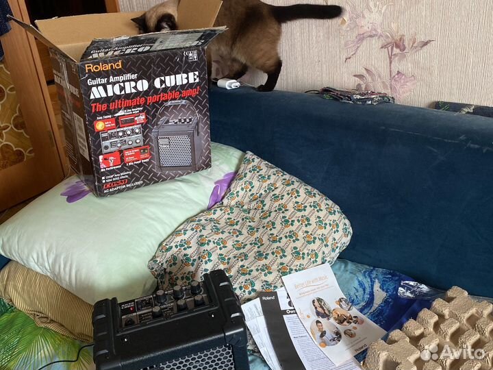 Комбоусилитель Roland micro cube