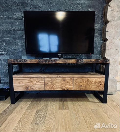 Тумба под телевизор из массива на заказ