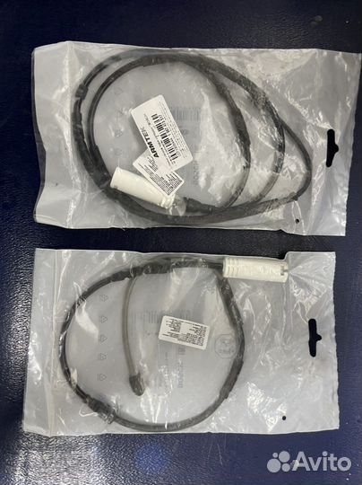 Датчик износа тормозных колодок BMW X1 E84