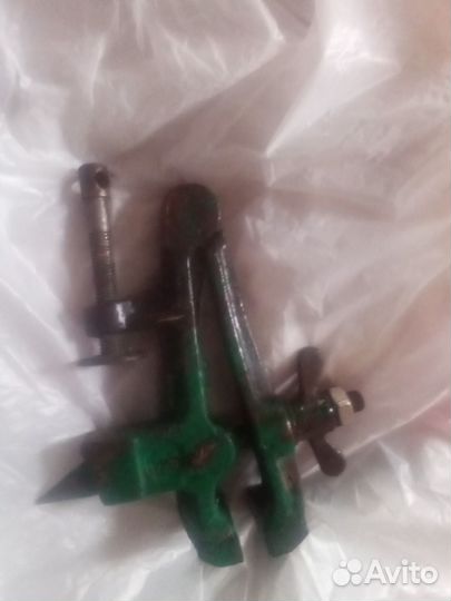 Тиски слесарные СССР малые