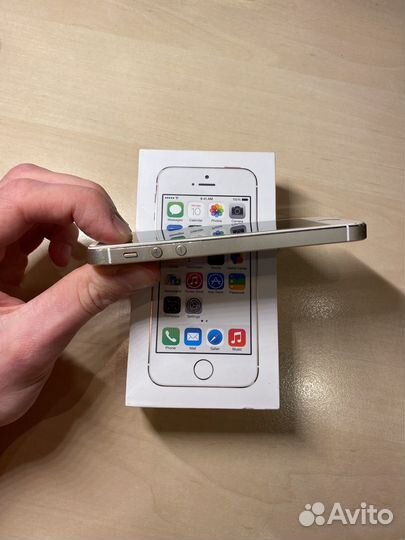 iPhone 5S, 16 ГБ