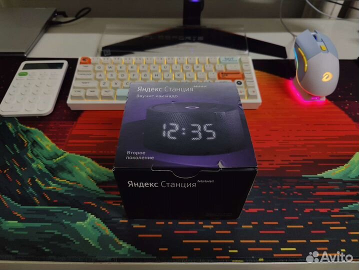 Яндекс станция мини с часами