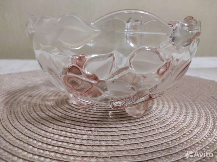 Блюдо на ножке и салатница Walther Glas