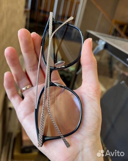 Солнцезащитные очки lacoste Италия