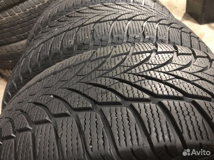 Goodyear UltraGrip Ice 2 215/55 R17 98T