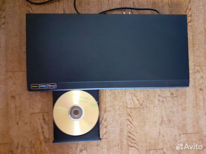 Плеер Samsung DVD-P380