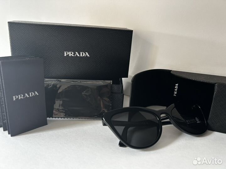 Очки Prada женские