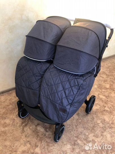Коляска для двойни