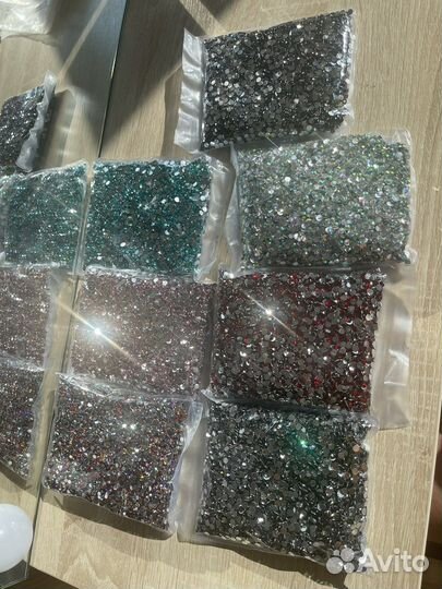 Стразы акриловые