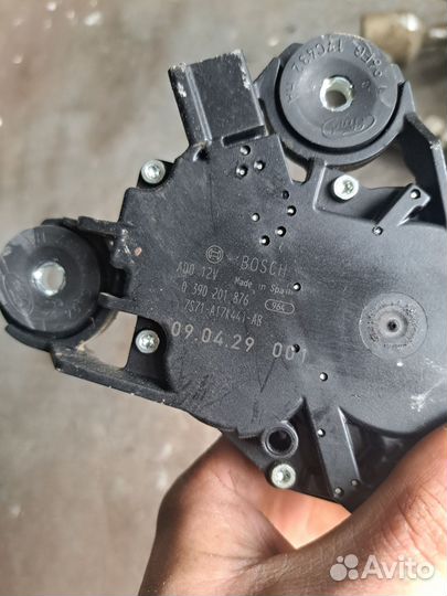 Моторчик заднего дворника Ford Mondeo