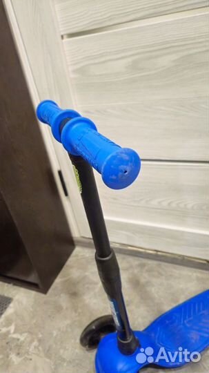 Самокат детский трехколесный