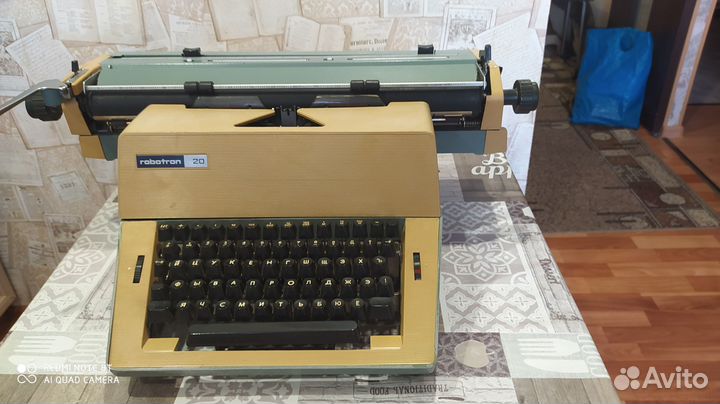 Печатная пишущая машинка