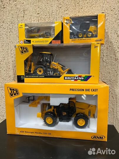 Телескопический погрузчик JCB 535-135 (масшт.1:25)