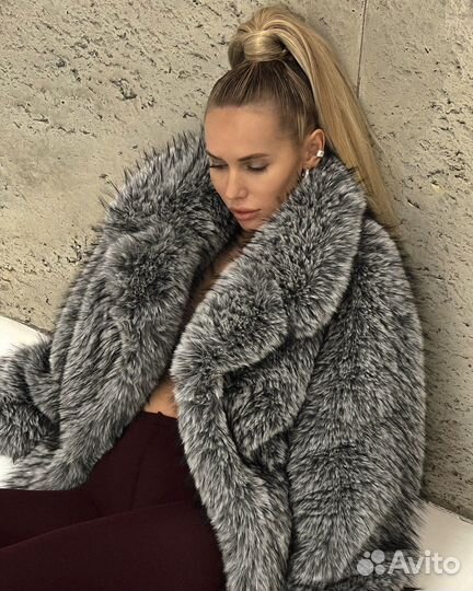 Косы с канекалоном, локоны, укладки