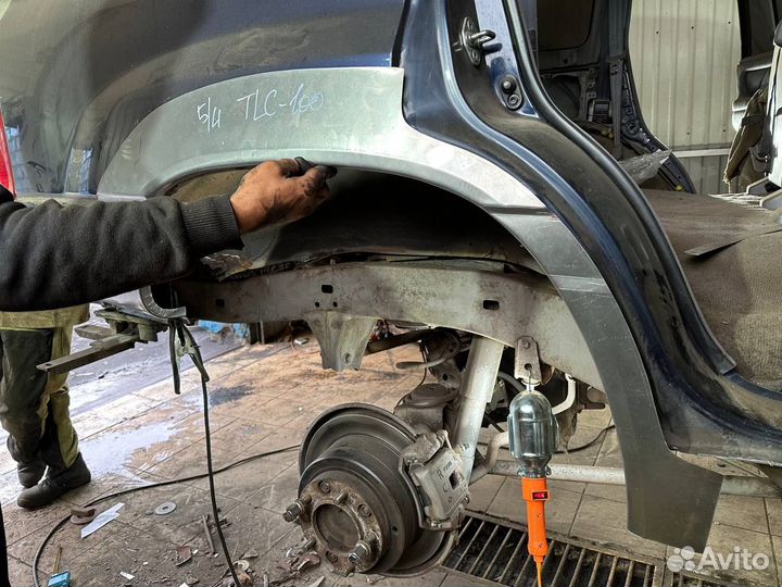 Toyota Cruiser 100 арки задних крыльев комплект