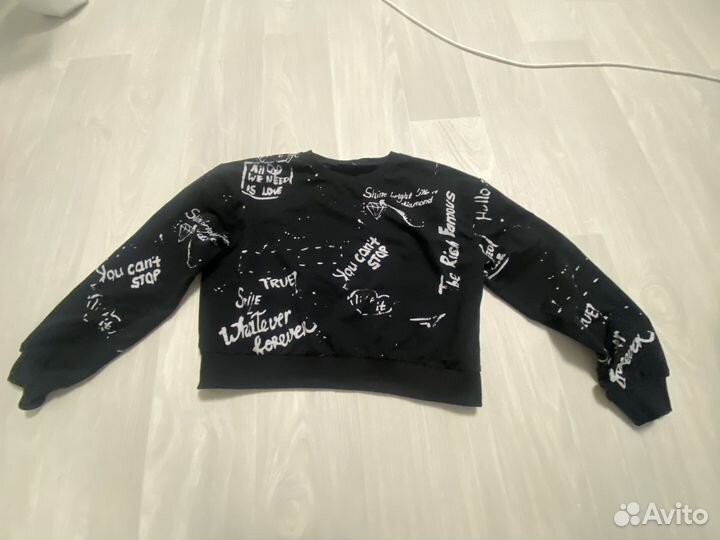 Укороченная кофта черная размер 46-48