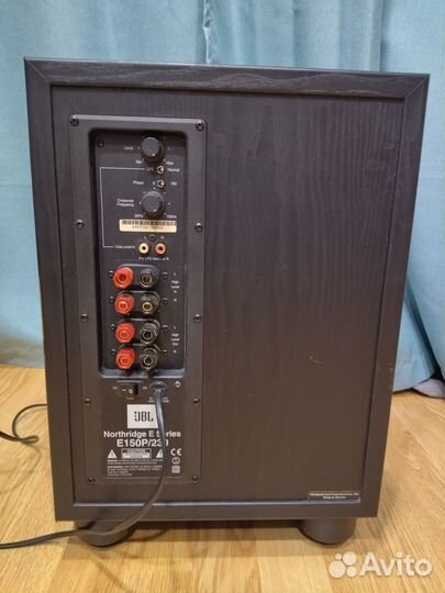 Сабвуфер JBL Northridge E150p/230