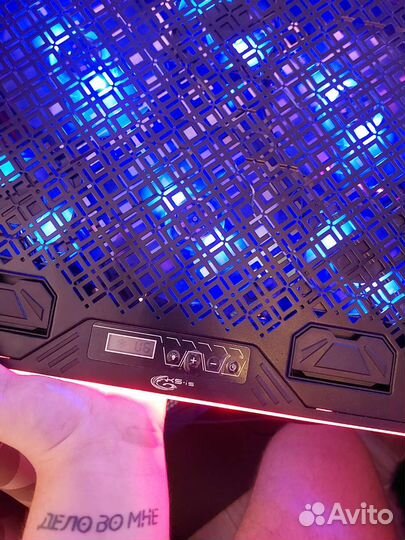 Охлаждающая подставка для ноутбука '17.3