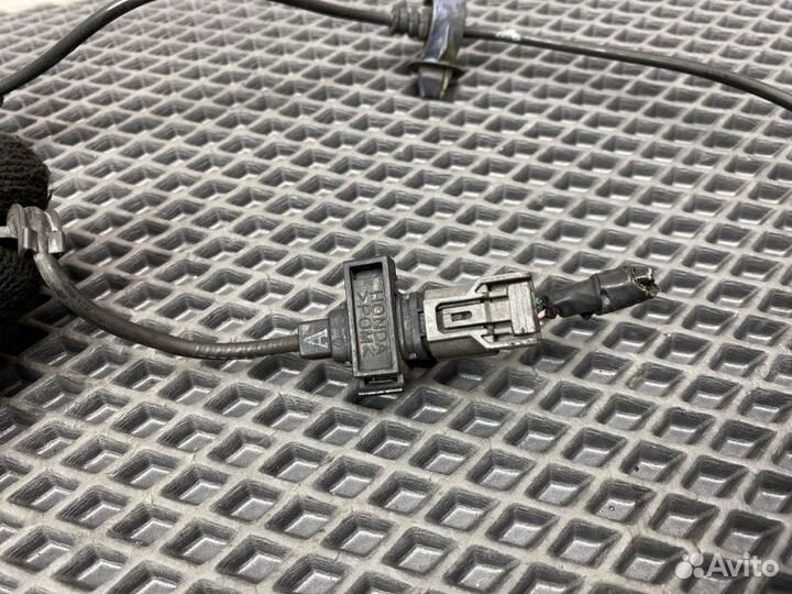 Датчик ABS передний правый Honda Civic FD(4Д) R18A