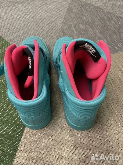 Кроссовки nike