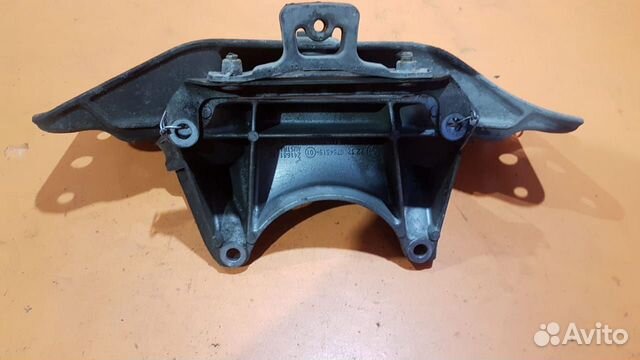 Подушка АКПП на BMW 7 E65 E66