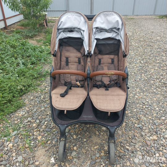 Коляска для двойни