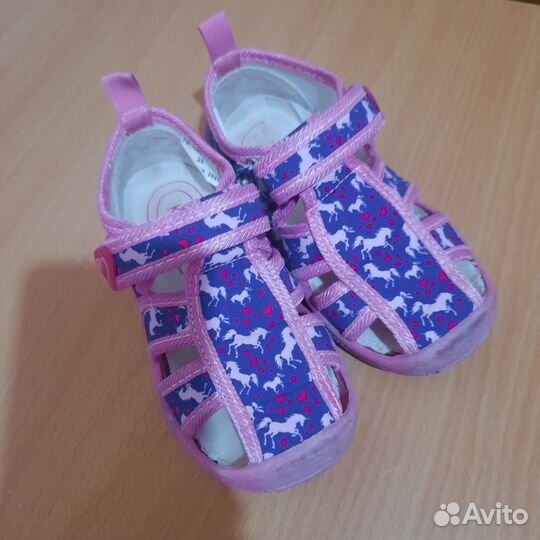 Босоножки Сандали