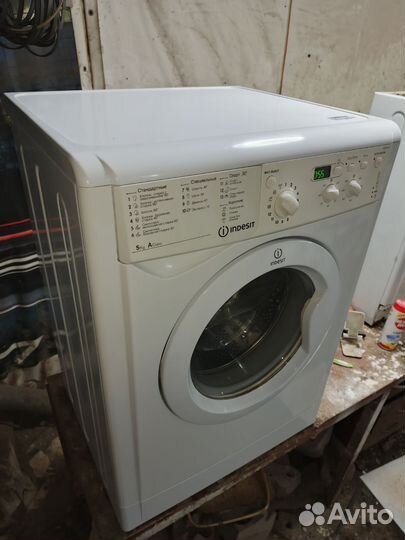 Стиральная машина indesit 5кг
