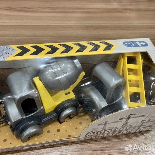 Новый набор игрушечных машинок Tigres (Wader)