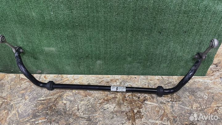 Стабилизатор передний Audi Q7